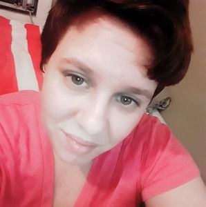 Meet your Posher, Briana